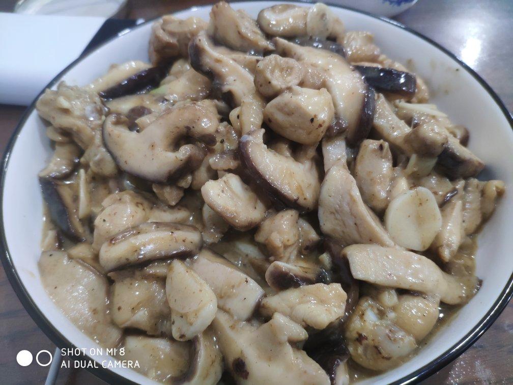 蘑菇滑鸡（香菇滑鸡）
