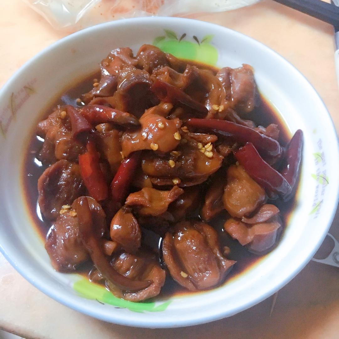 小公举亲一下做的卤鸡珍