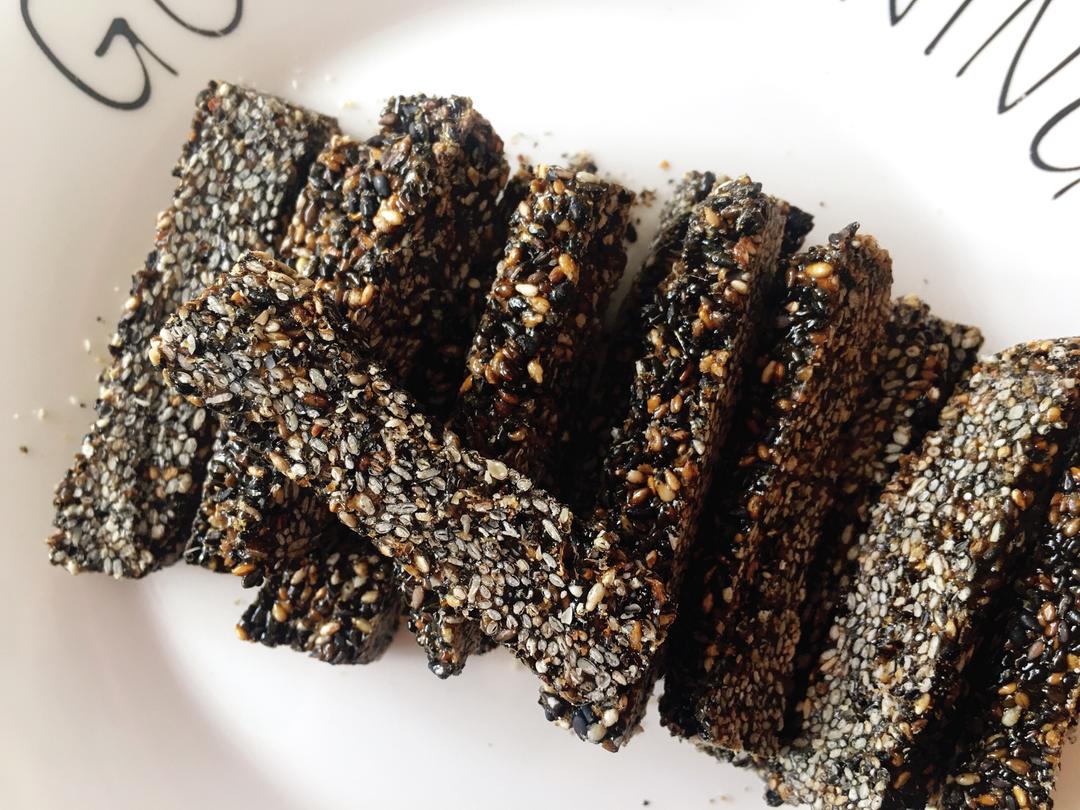 香脆美味的黑芝麻糖的做法