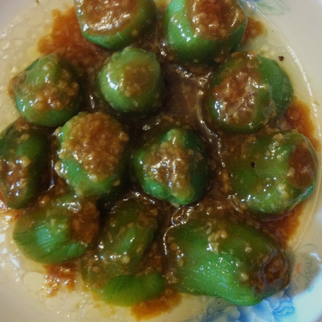 只需要五分钟就可以的美味蒜蓉蒸丝瓜