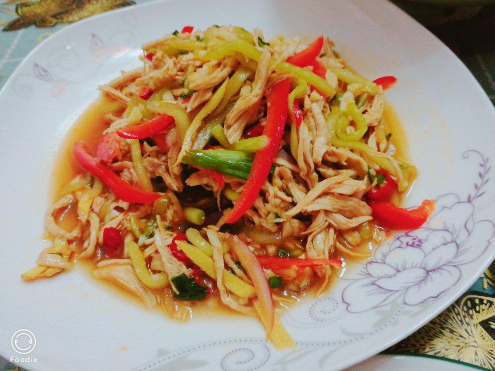 黄瓜拌鸡丝