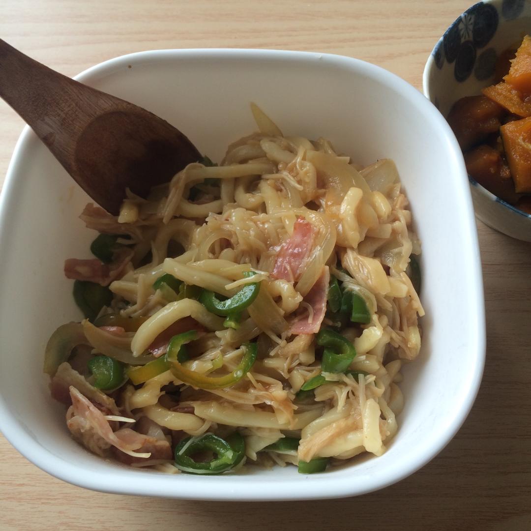 【曼达小馆】居酒屋系列：猪肉炒乌冬与烧酒