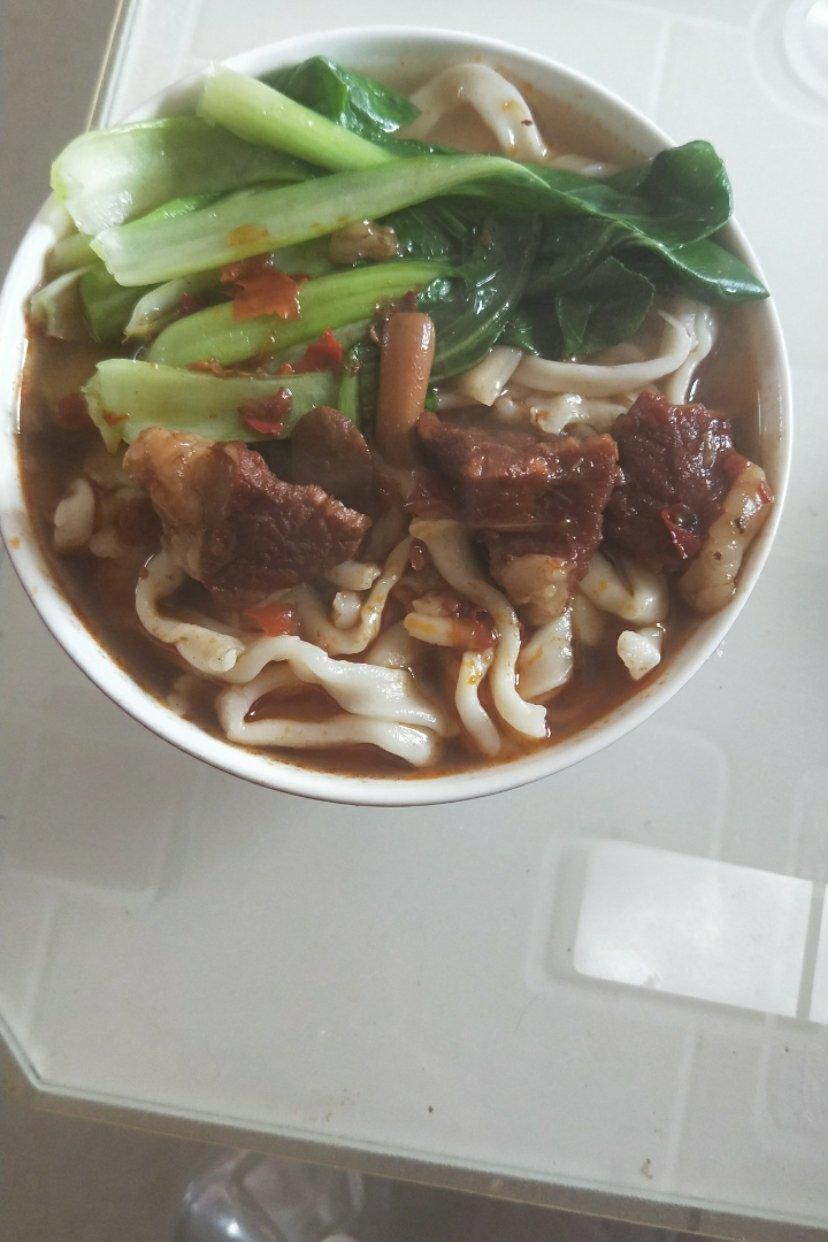 红烧牛肉面