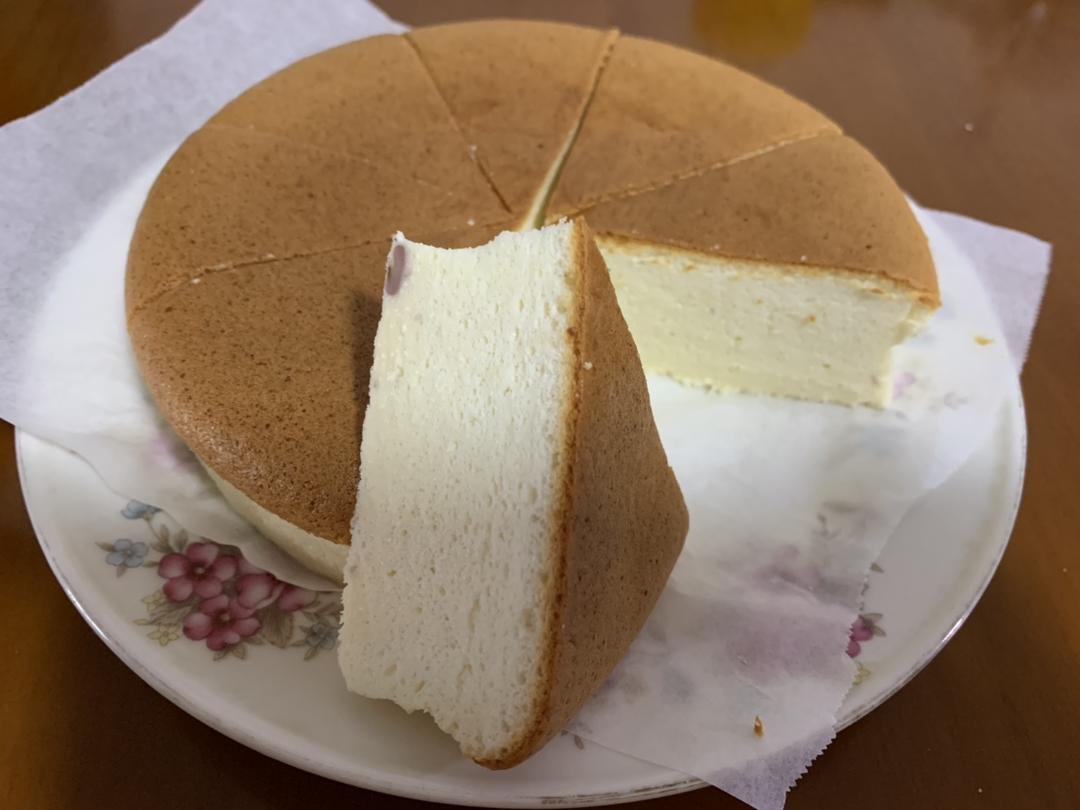 轻乳酪芝士蛋糕♥（手把手的教程哟～）