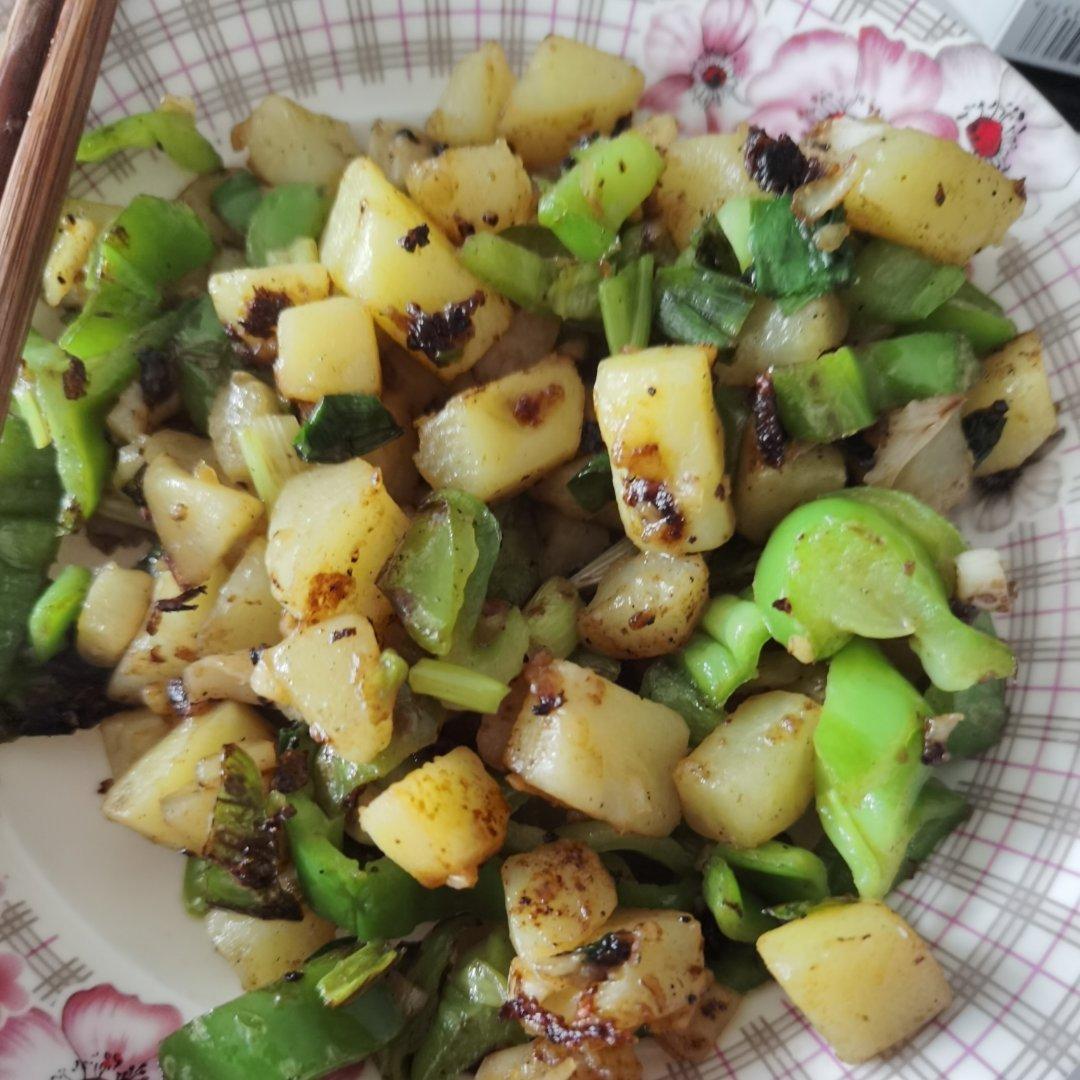 青椒土豆块