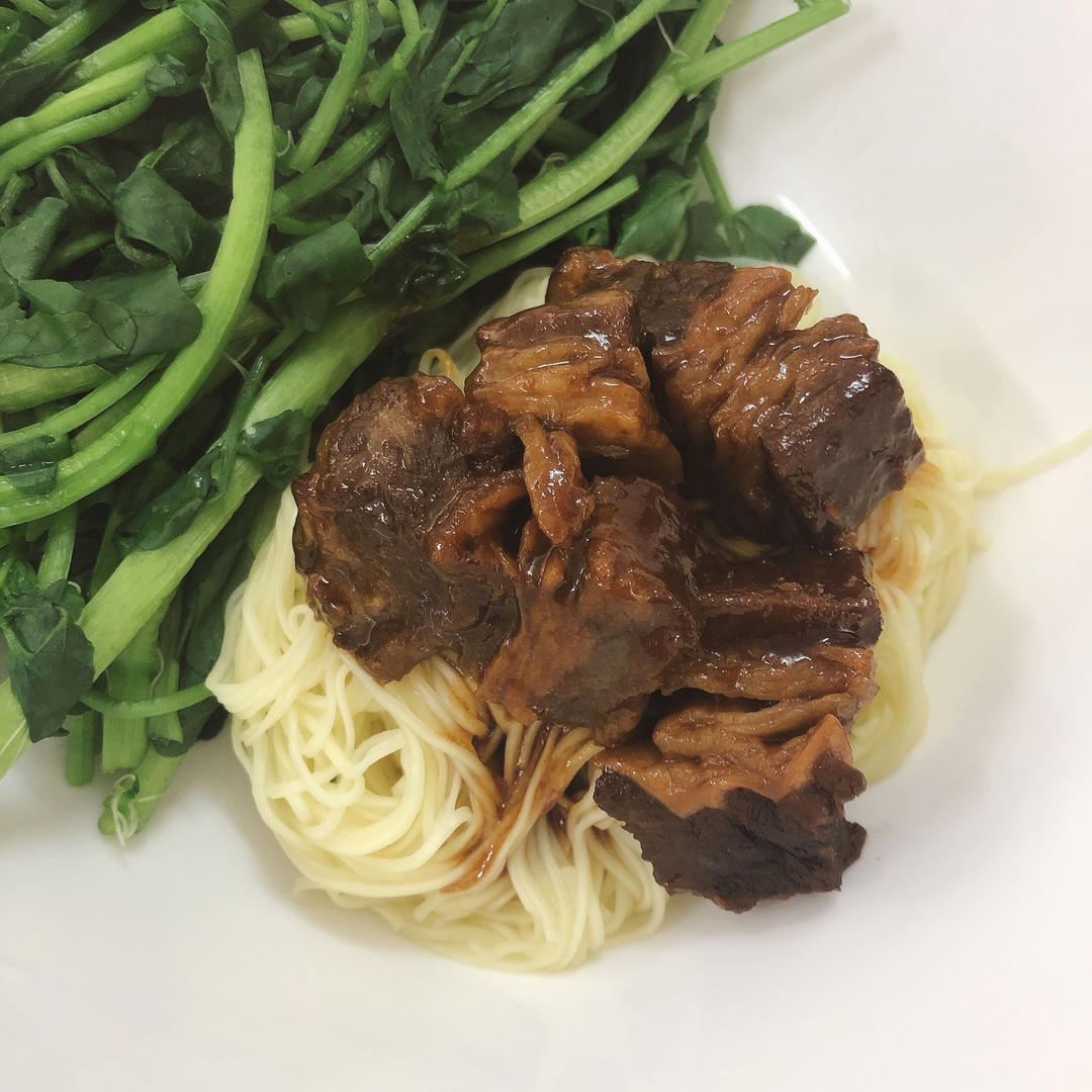 焖牛腩【牛腩捞面&牛腩猪肠粉】