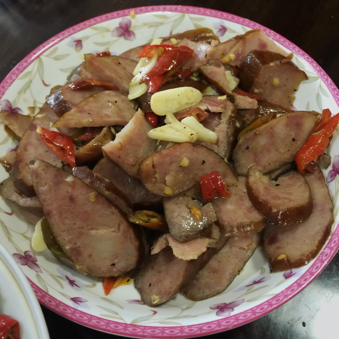 爆炒哈尔滨红肠