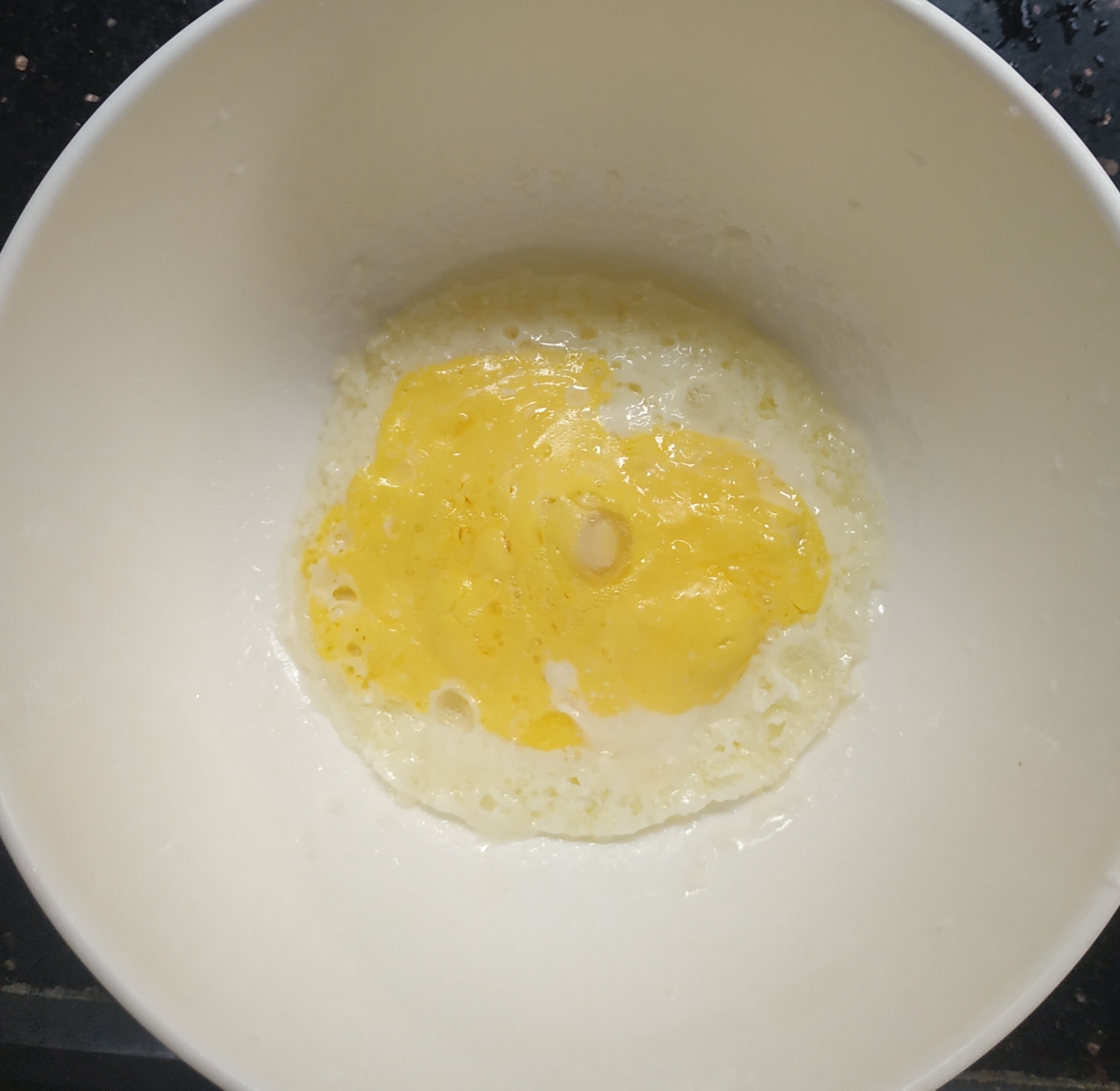 微波炉叮鸡蛋的做法