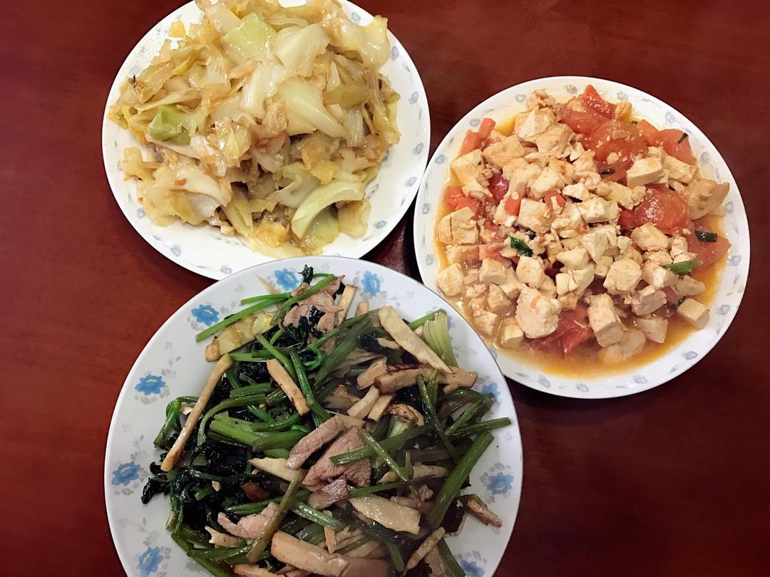 果绿色的悠伤做的家里的菜