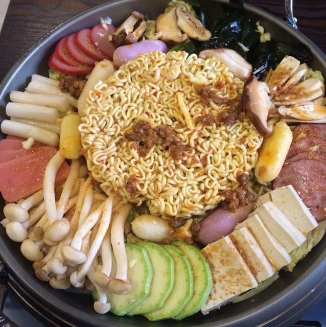 tracy曦做的韩式芝士部队锅