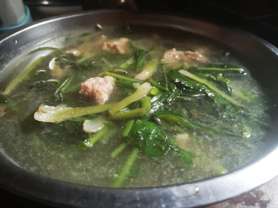 蒲公英肉丸汤