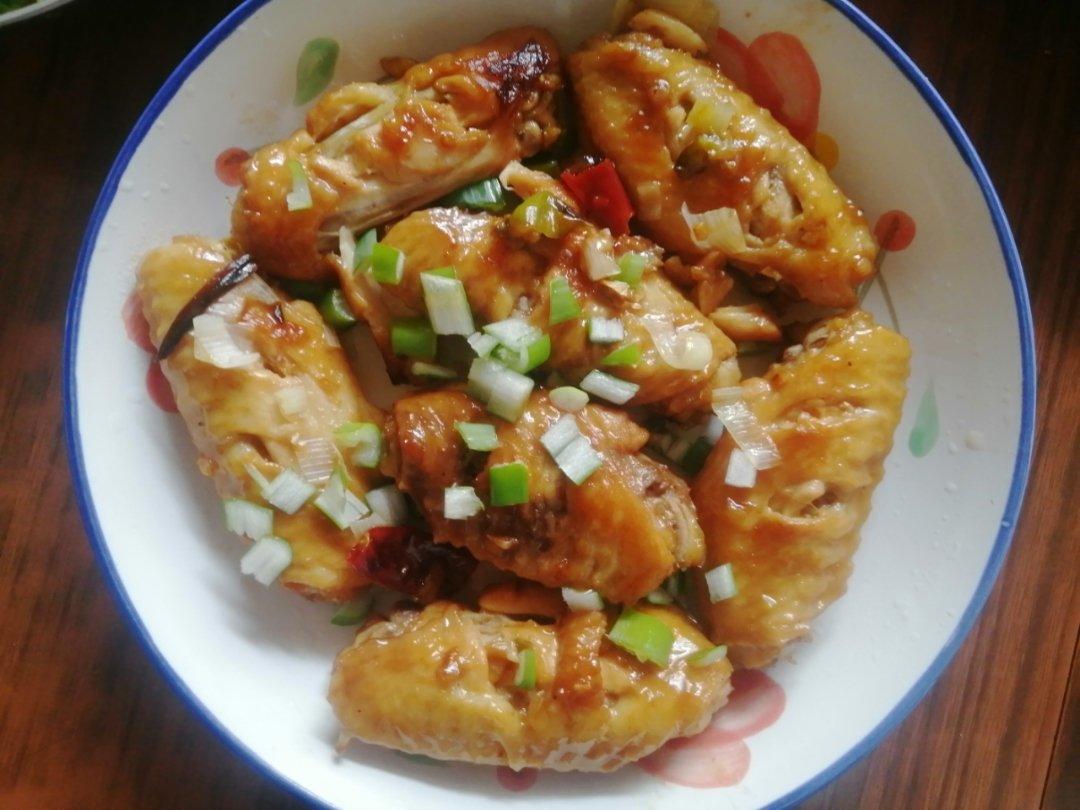 外婆教我的红烧鸡翅·连汤汁都狠好吃！！！