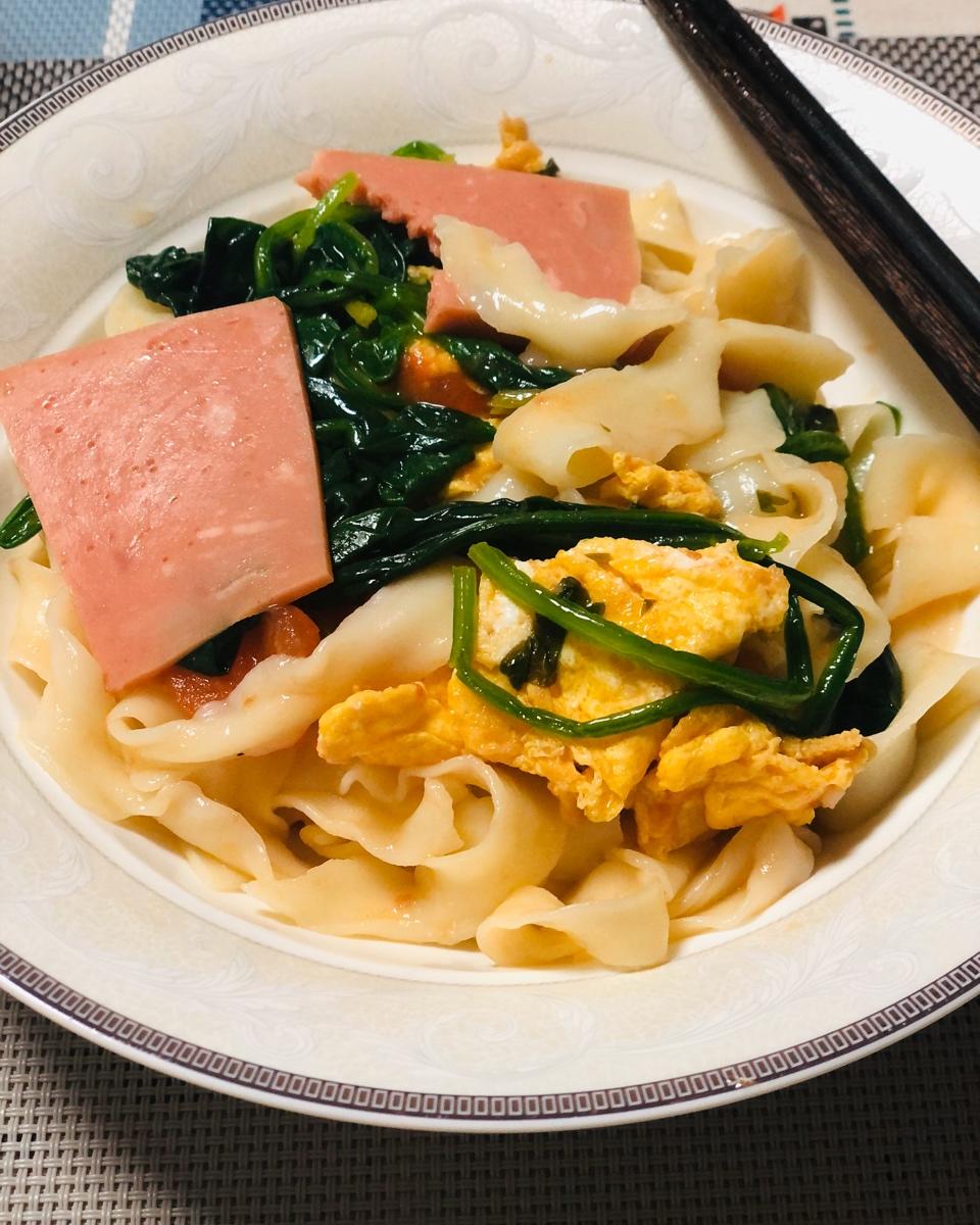 炒刀削面