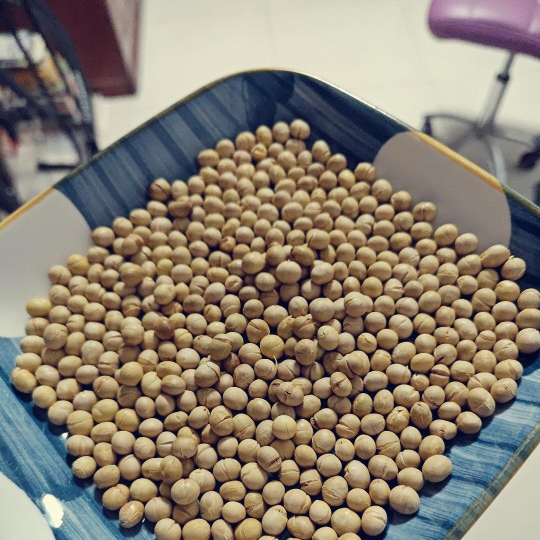 香脆炒黄豆（简单，减肥补钙营养）PS：底下有更简单更美味方法