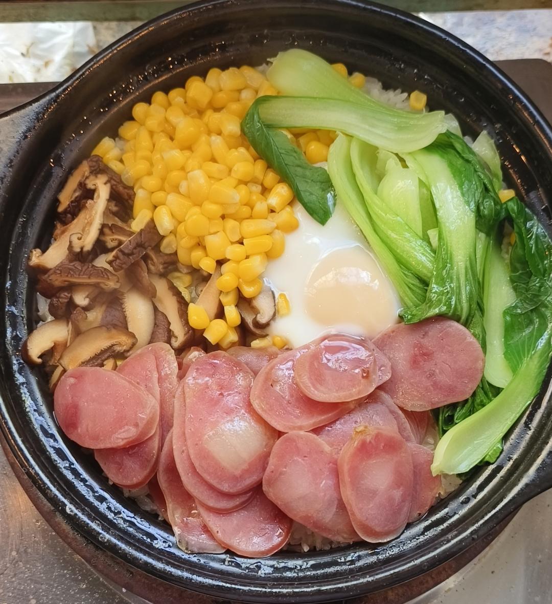 腊肠煲仔饭