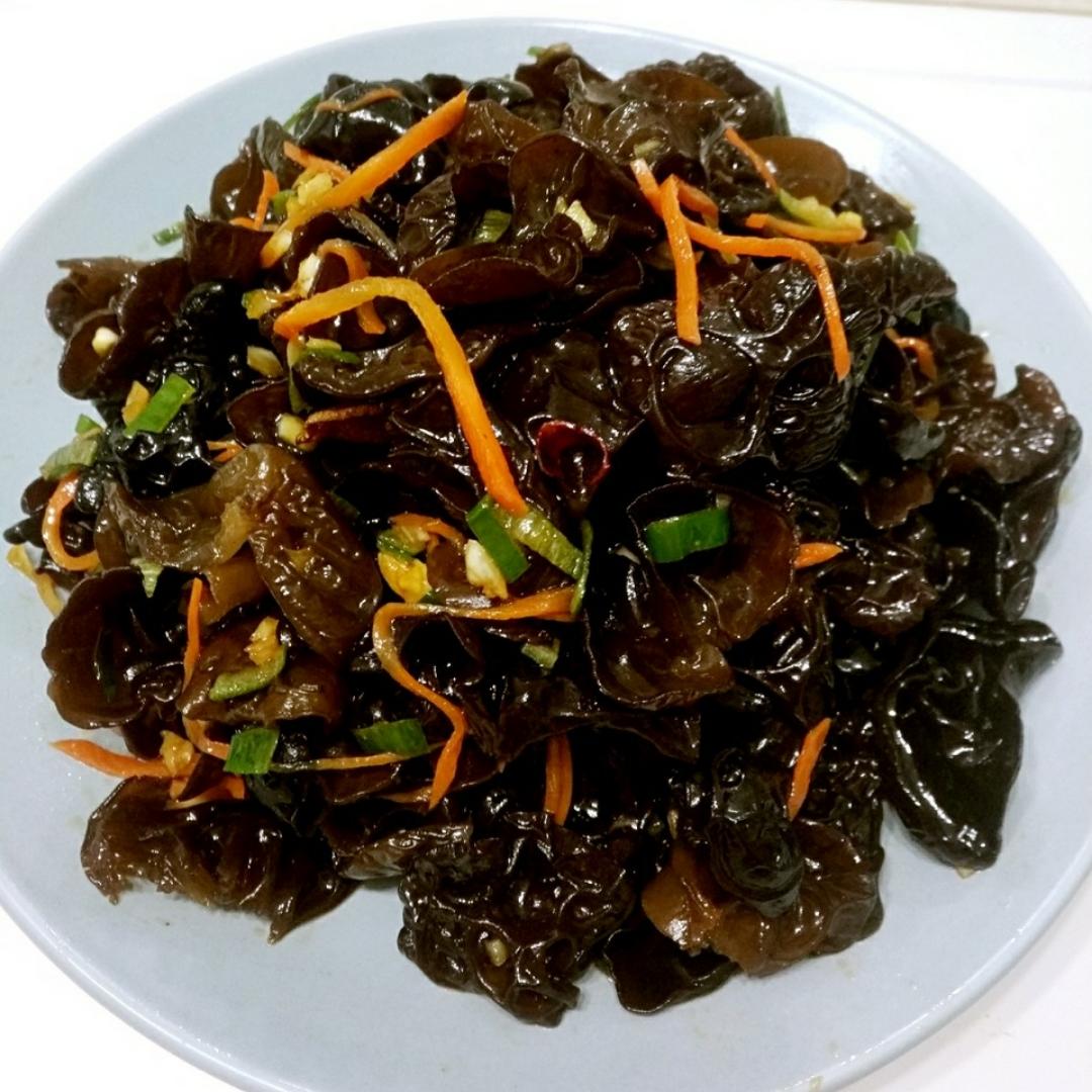 凉拌黑木耳