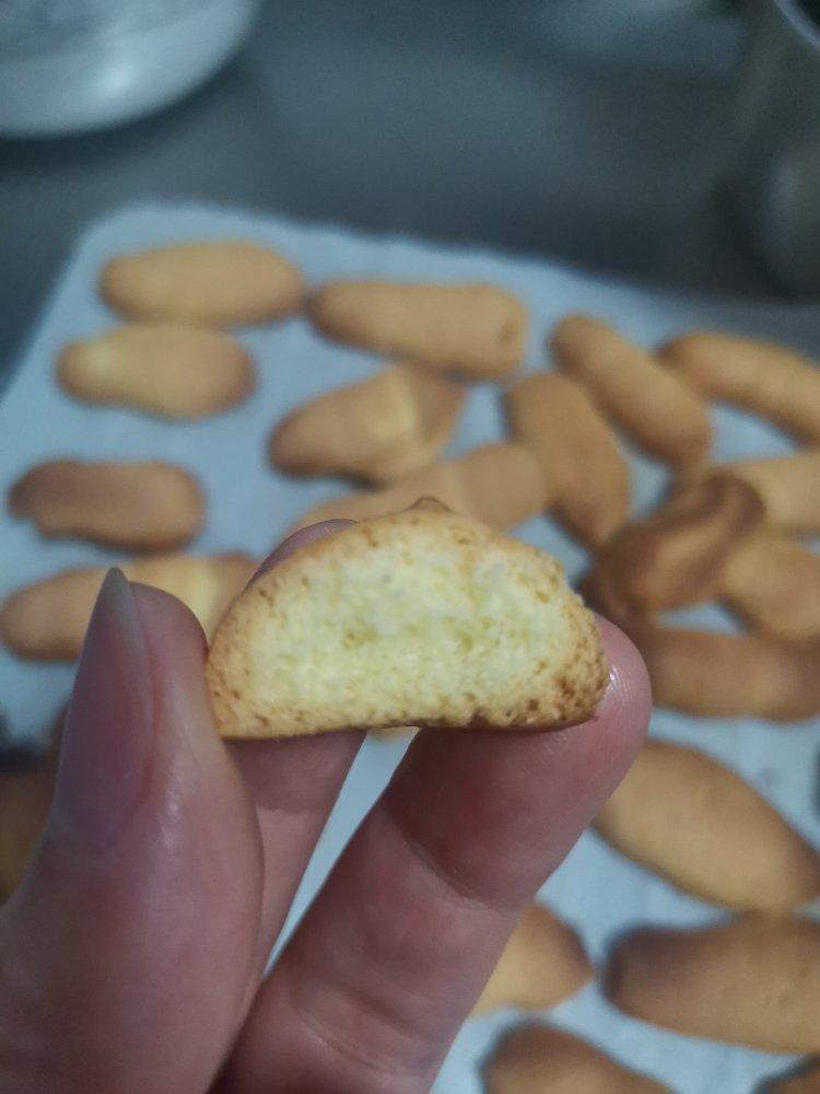 不加一滴油，入口即化的手指饼干，一次成功