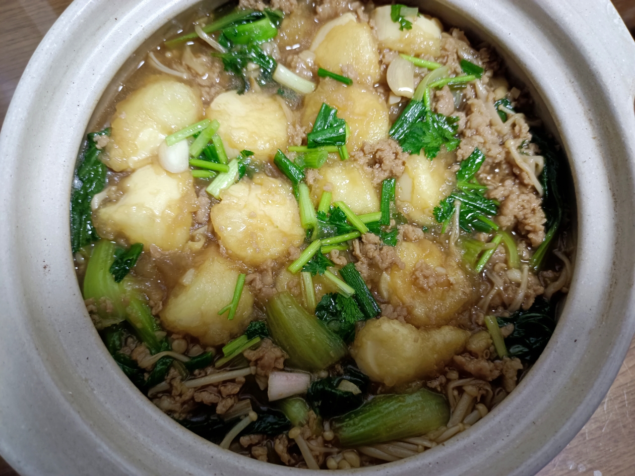 金针菇日本豆腐煲
