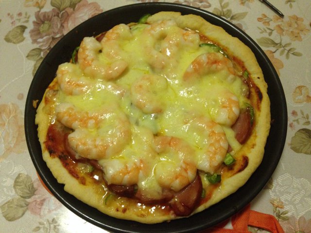 厚底鲜虾培根披萨