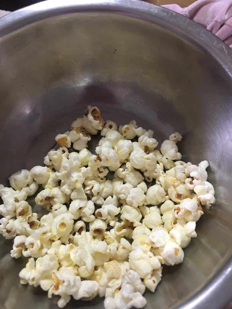 一招搞定小朋友的黄油焦糖爆米花，简单又好吃