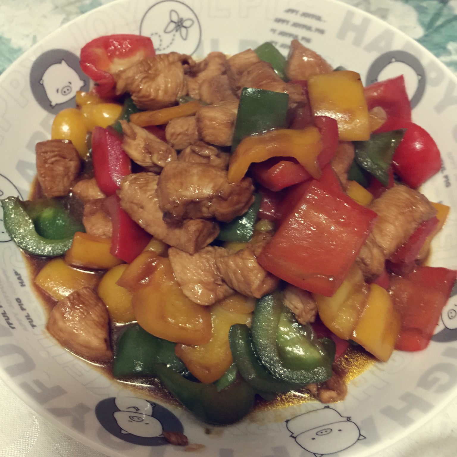 健身减肥最爱的鸡胸料理！——彩椒鸡丁