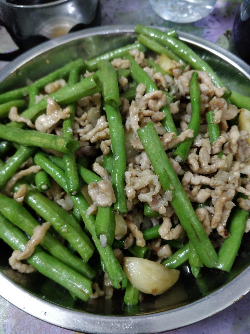 豆角炒肉丝