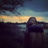 只能自己做饭填肚子