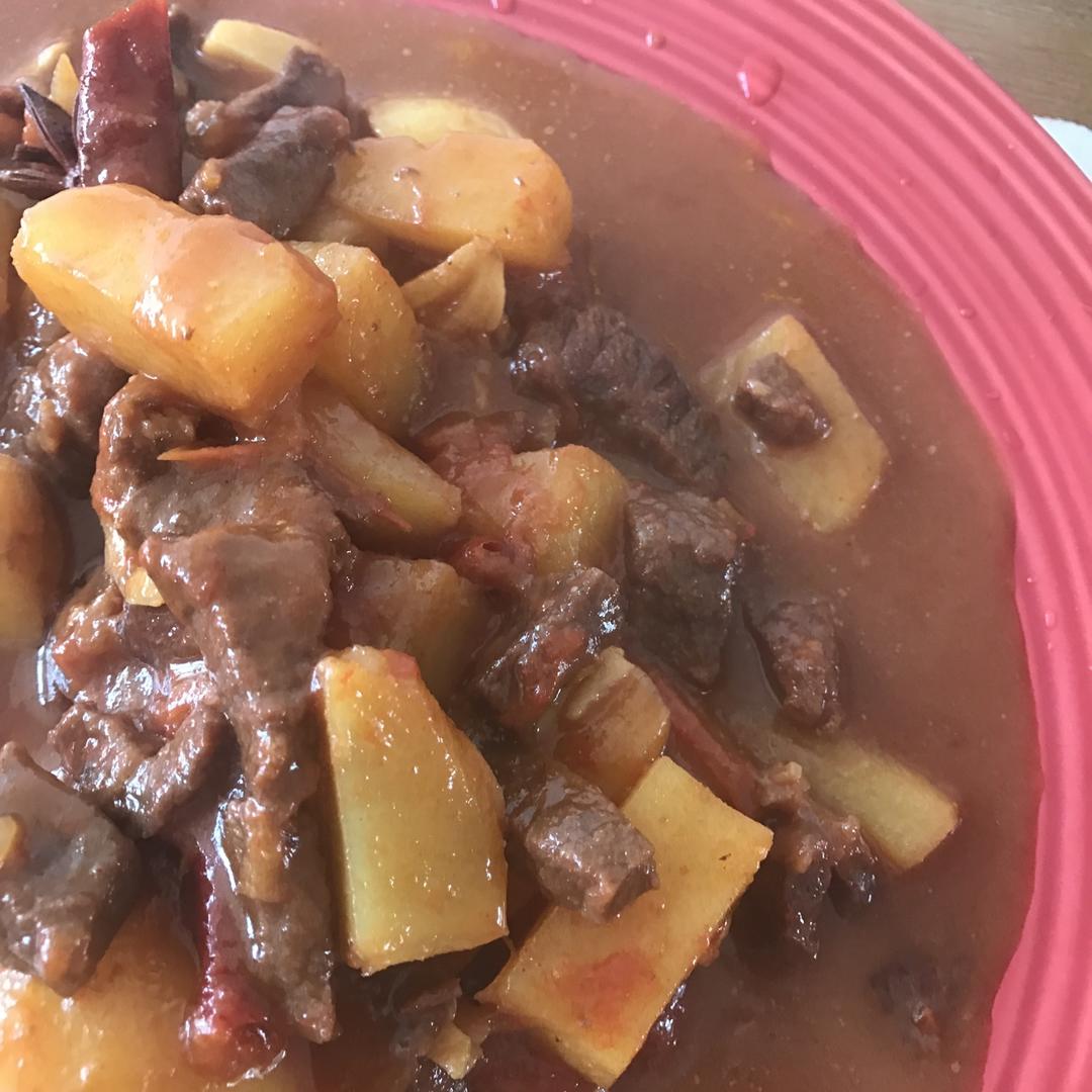 红烧牛肉土豆 （独家秘制）