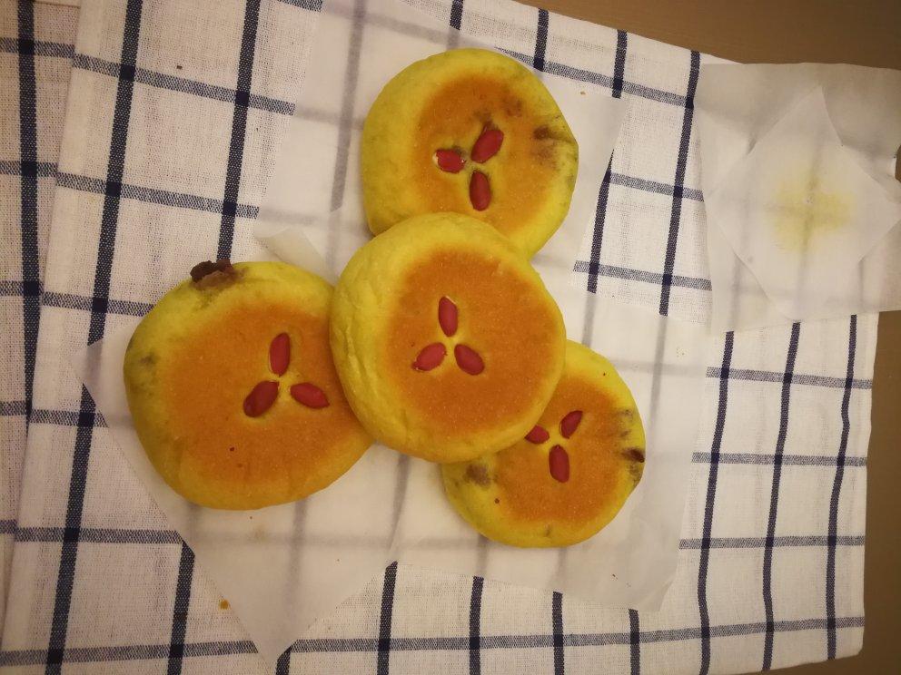 南瓜红豆包