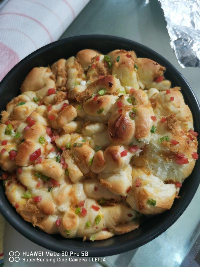 葱香肉松手撕面包