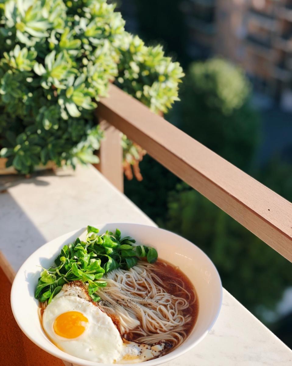 最美不过那碗阳春面