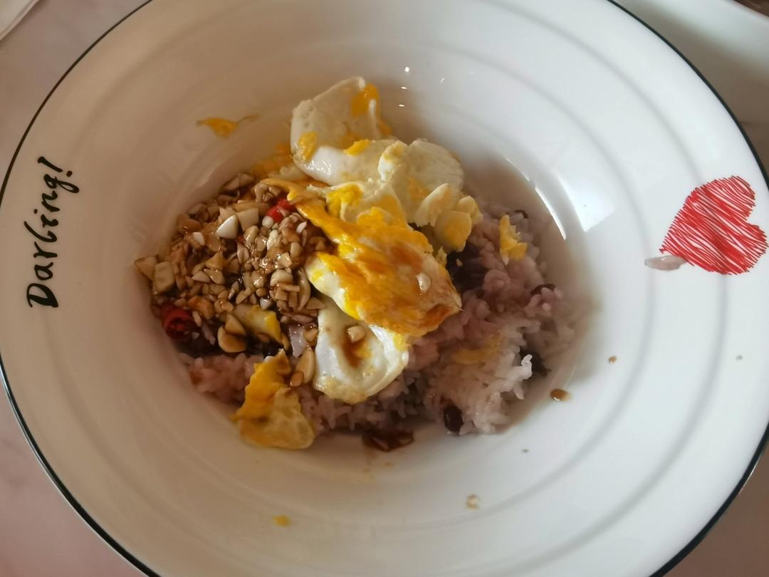 东北老式拌饭，鸡蛋拌饭