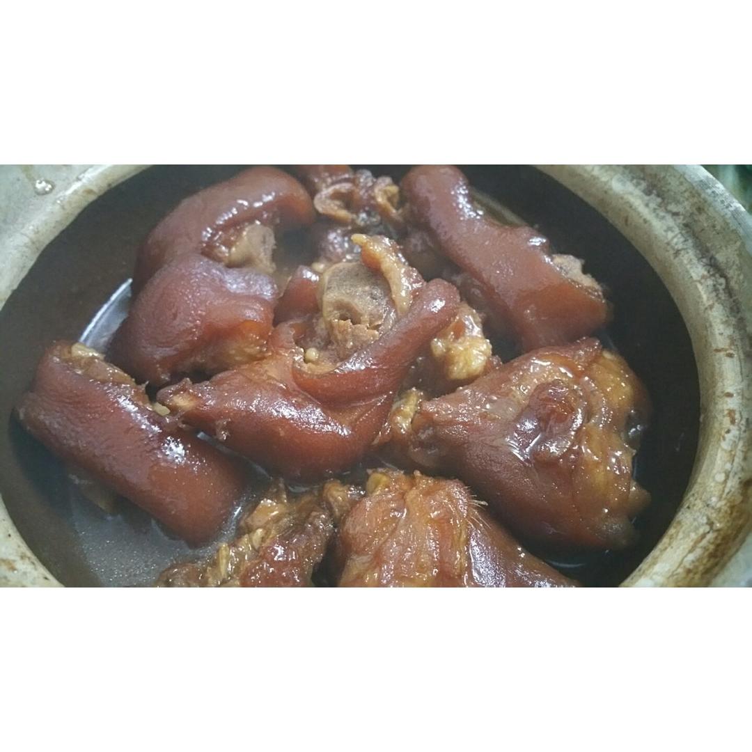 美味的家常菜：红烧猪蹄