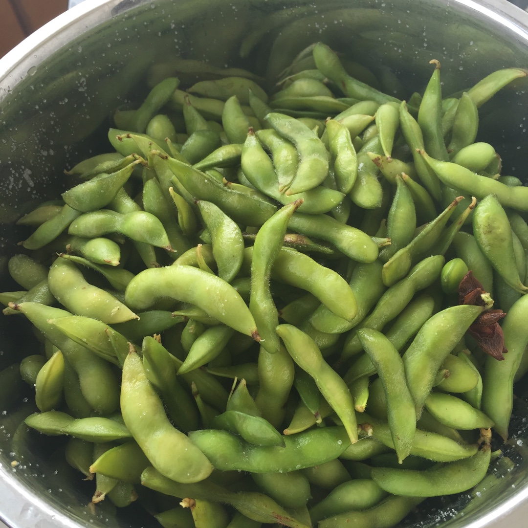 煮毛豆