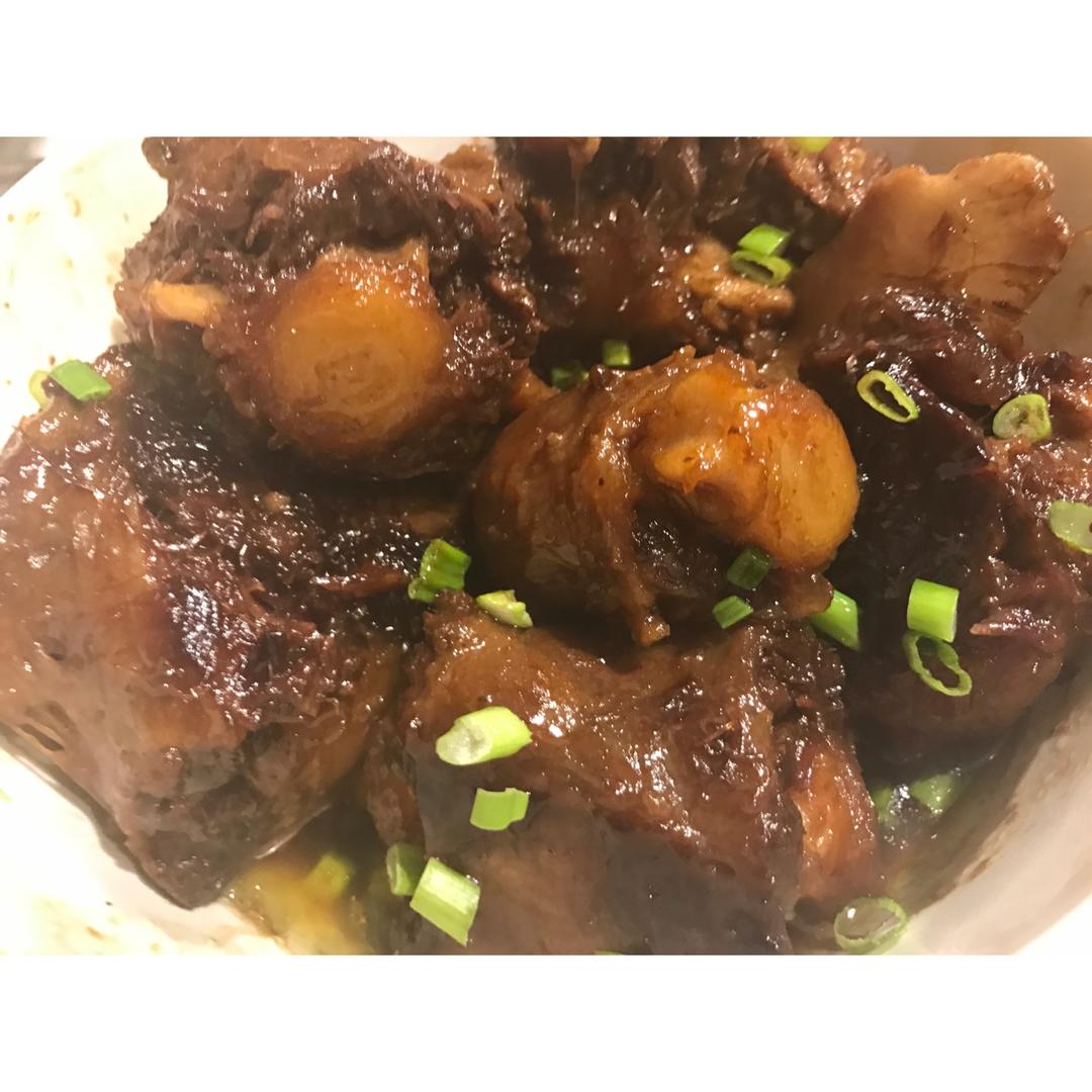 红烧牛尾