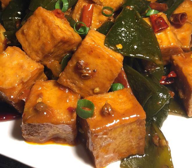 网红小食-麻辣鱼豆腐的做法