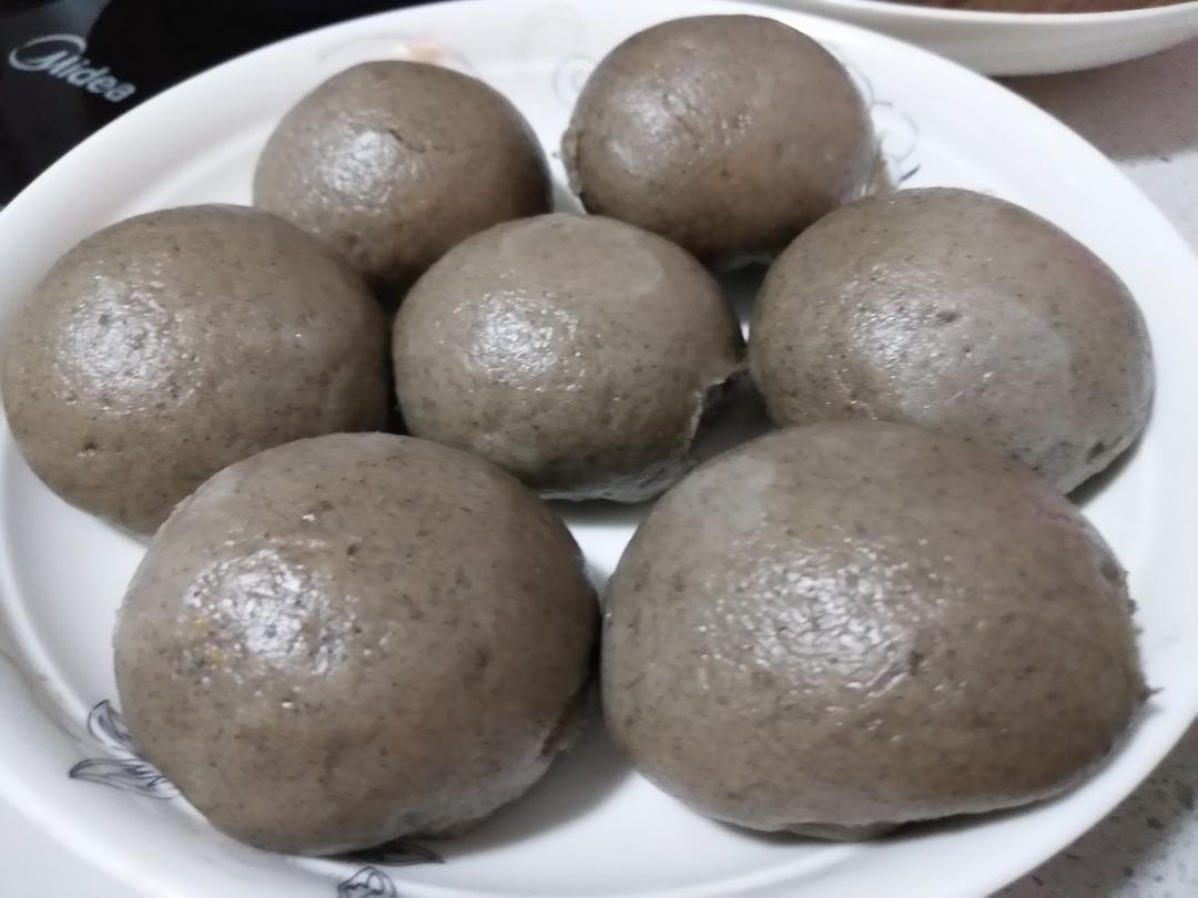 春季补钙✨宝宝辅食之黑芝麻馒头