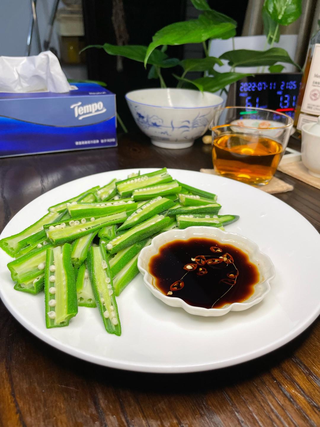 白灼秋葵的做法