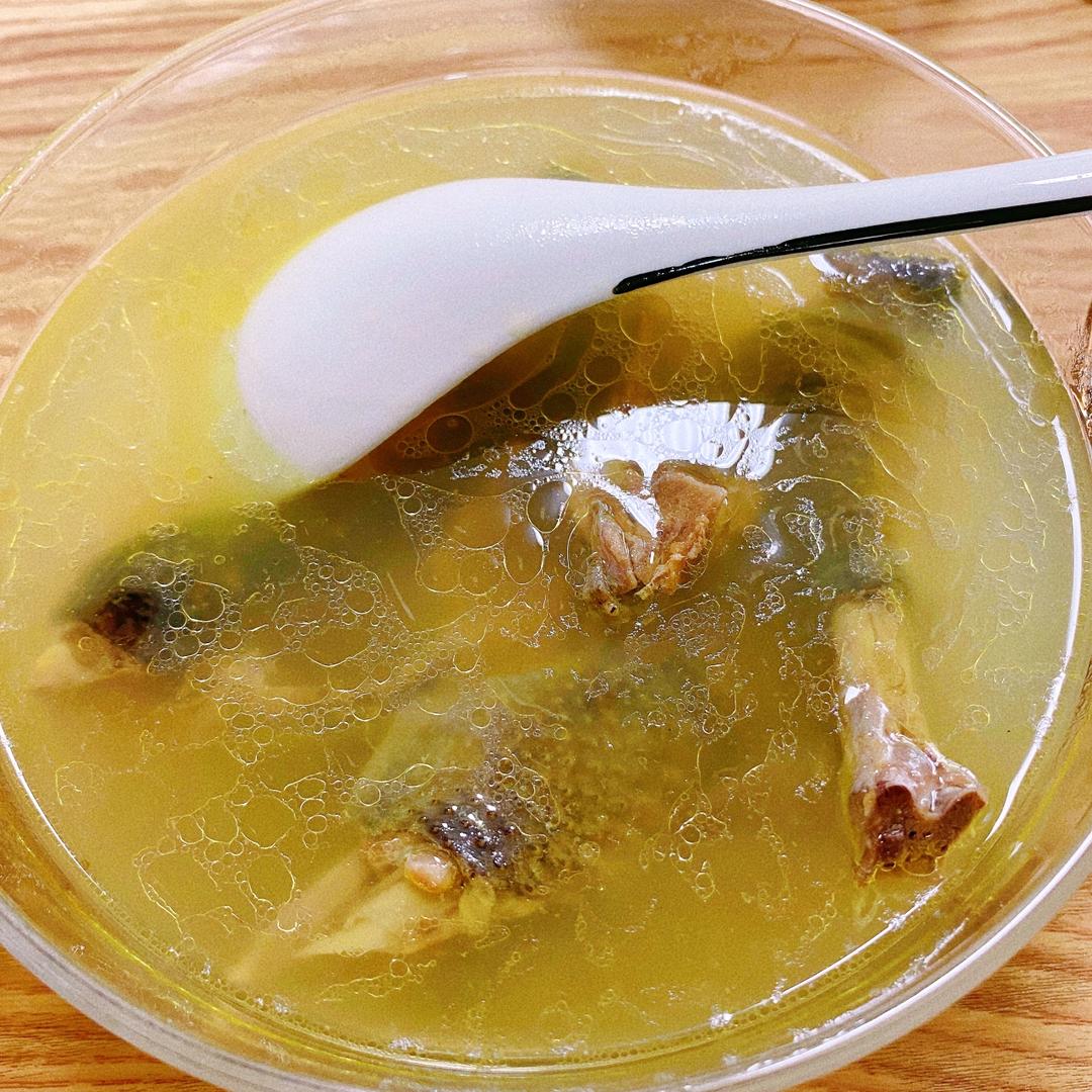 鲜美无敌：清炖鸡汤🐔