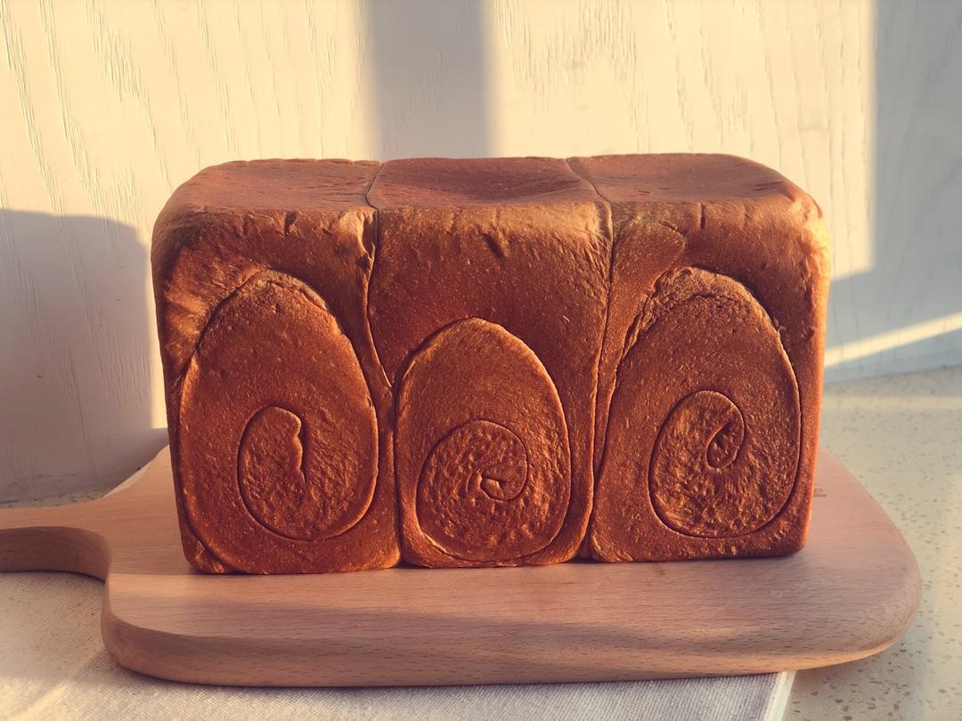 吐司，奶香手撕面包，超级香浓