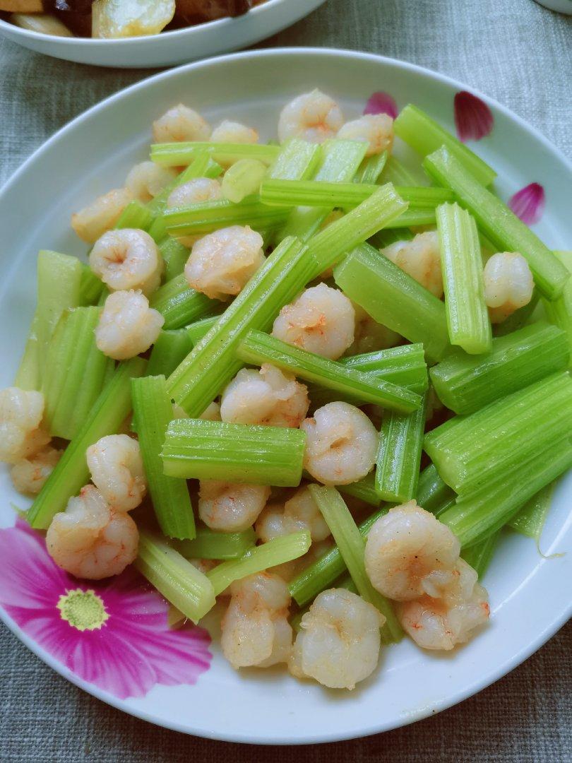 西芹炒虾仁