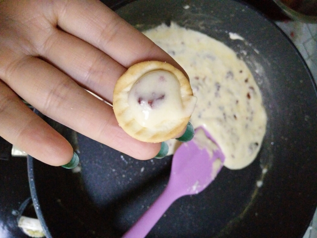 越蔓莓牛扎饼干的做法 步骤6