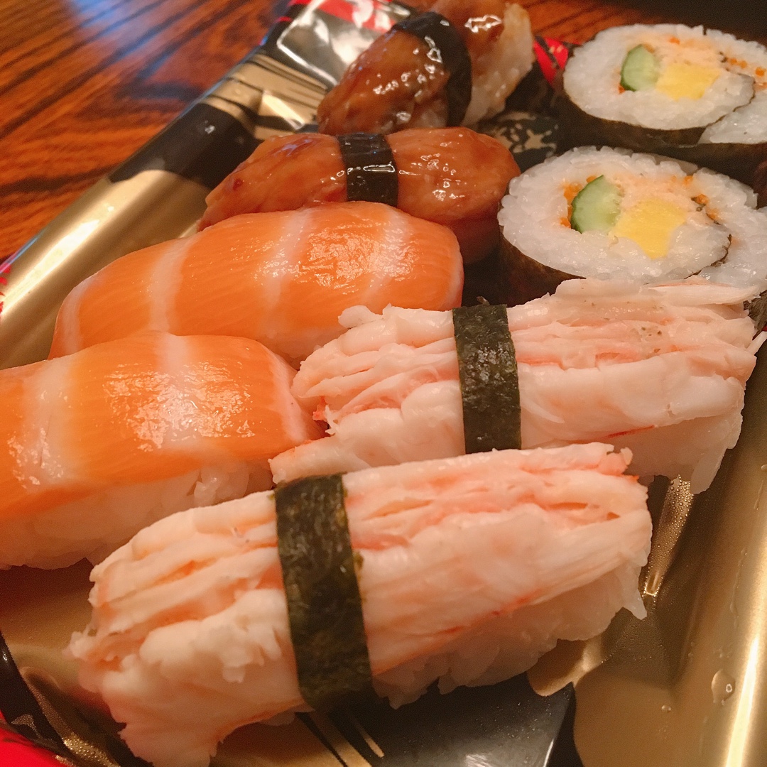 ||贪食记||  
我想再长出一个胃😈
