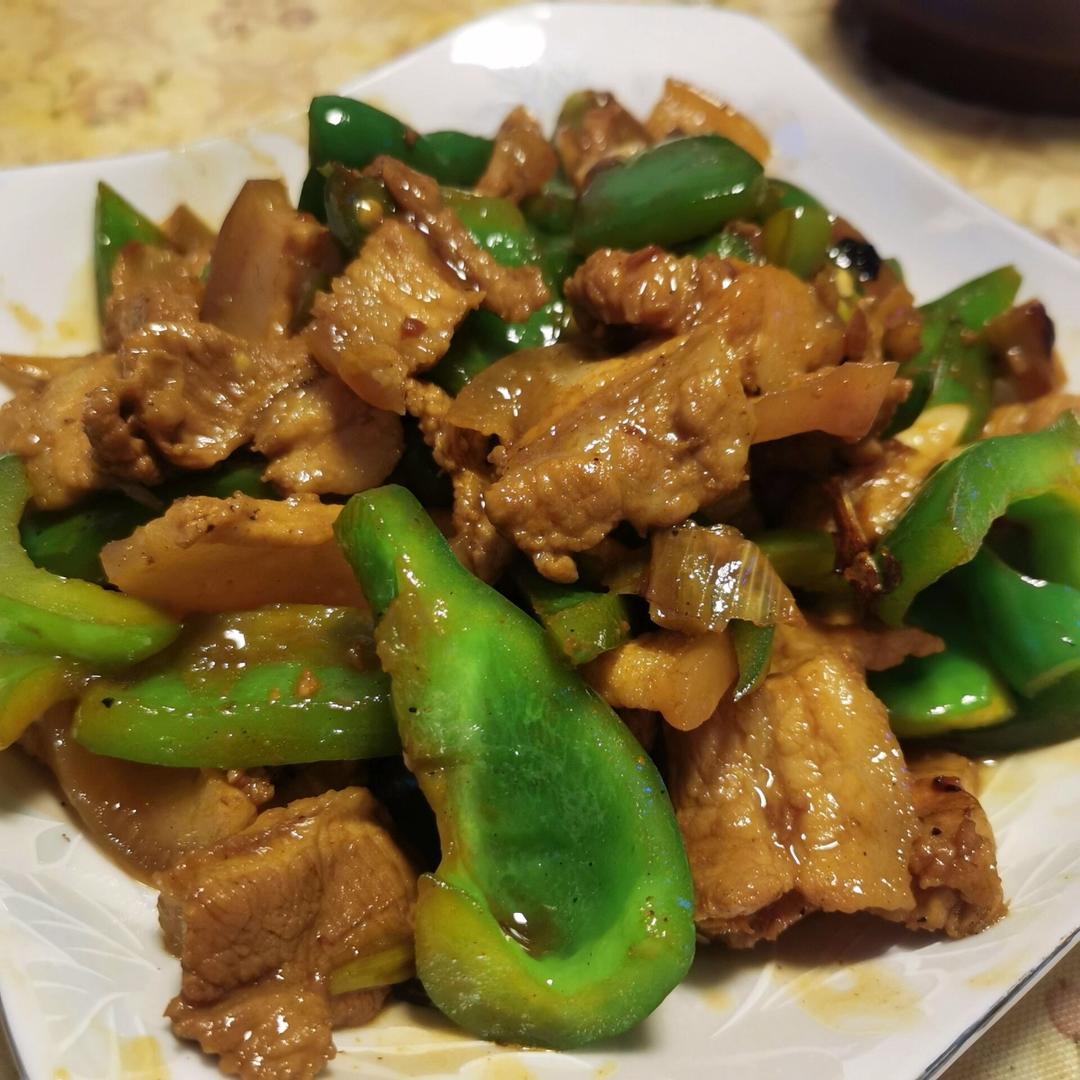 下饭神器👉青椒炒肉