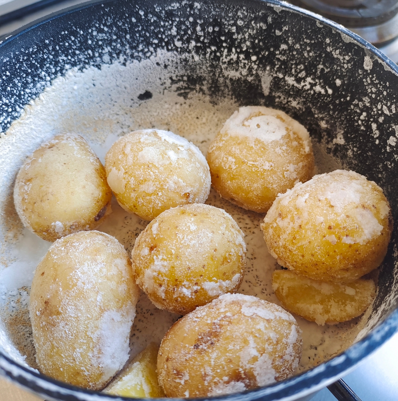 海盐焗小土豆的做法