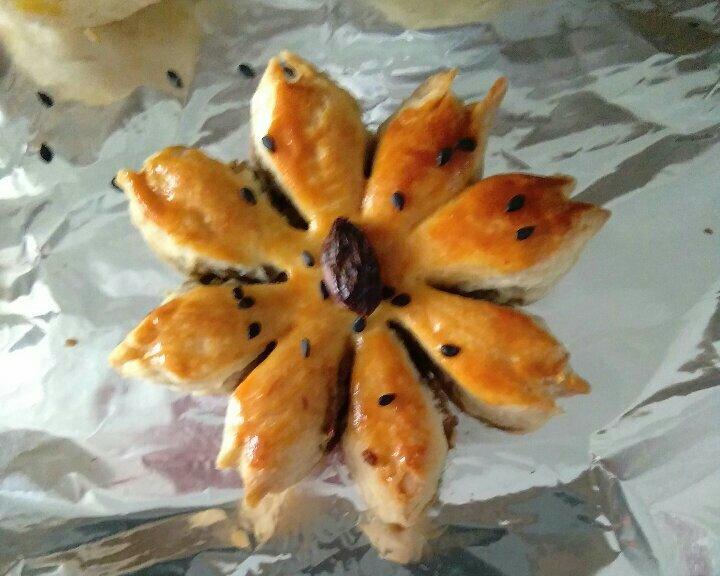 蛋黄酥，莲花酥（不用揉出膜，免发酵）