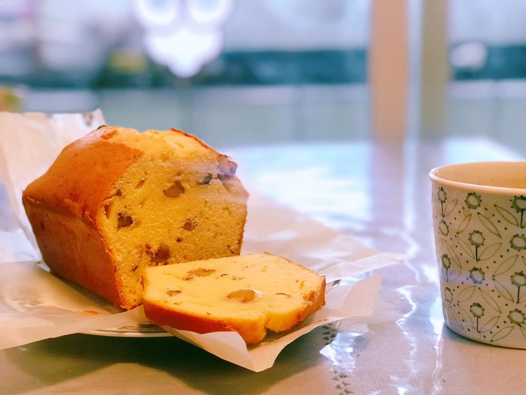 核桃仁重磅蛋糕