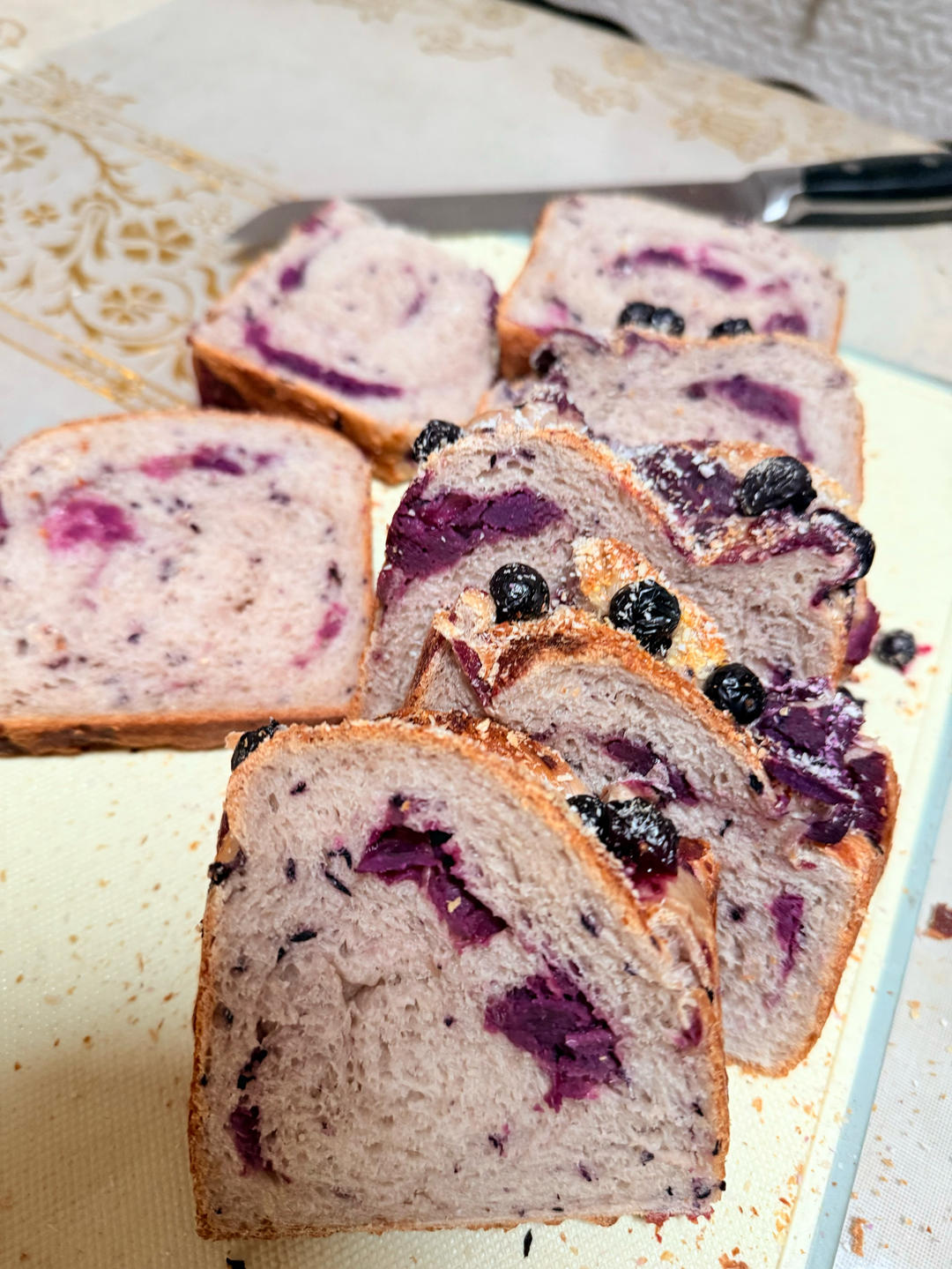 『美味与颜值并存』双重蓝莓吐司