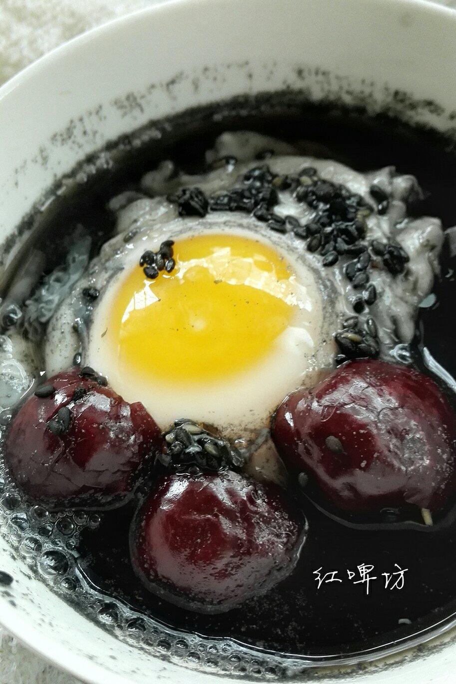 红枣鸡蛋芝麻茶
