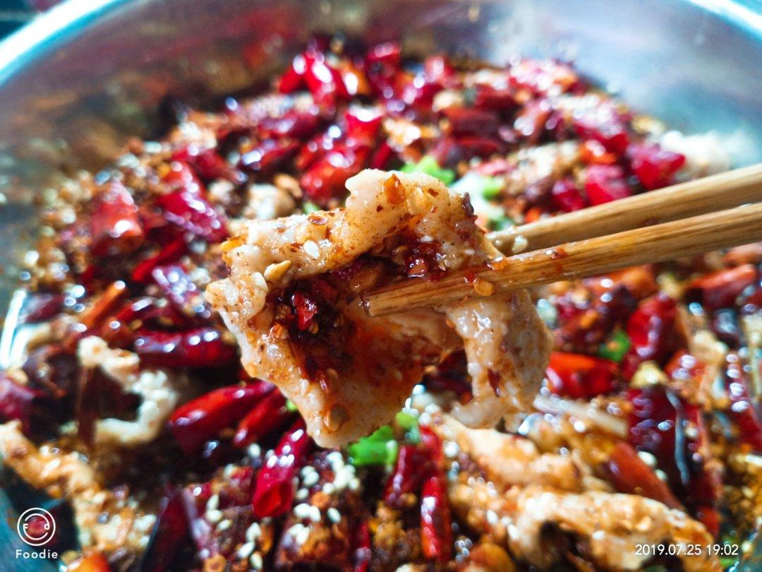 水煮肉片：辣椒的盛宴